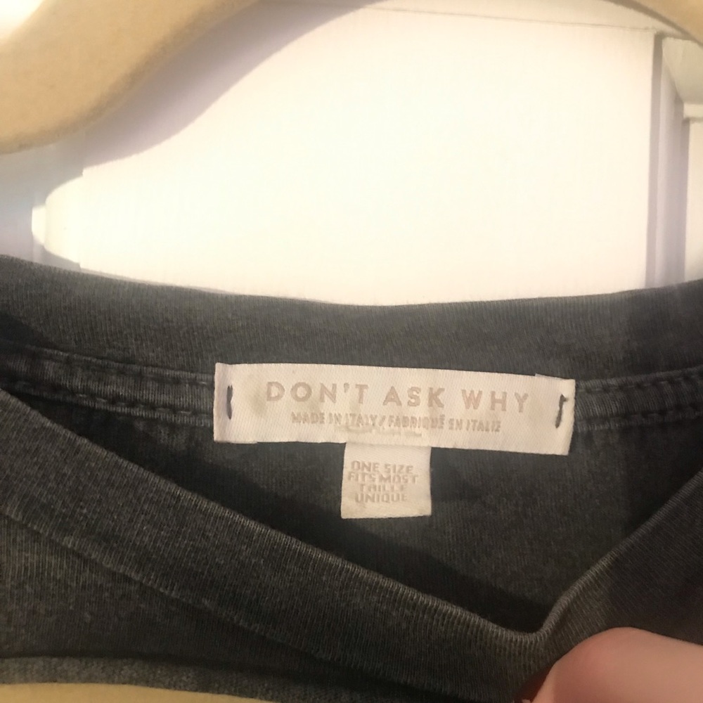 2 for $15 - AEO Don’t Ask Why Cutout Top EUC - Picture 4 of 4